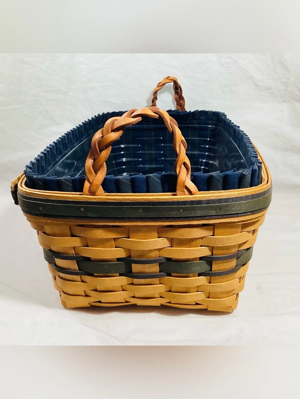 Longaberger 1997 Welcome Home Basket Collector Club Braided Handles Large